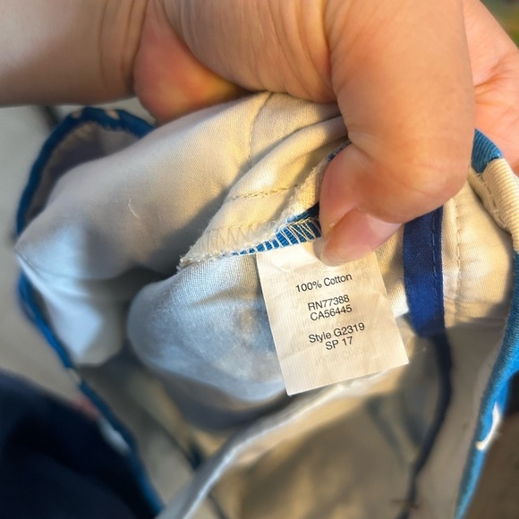 J CREW BLUE AND WHITE FLORAL CHINO SHORTS - Picture 4 of 4